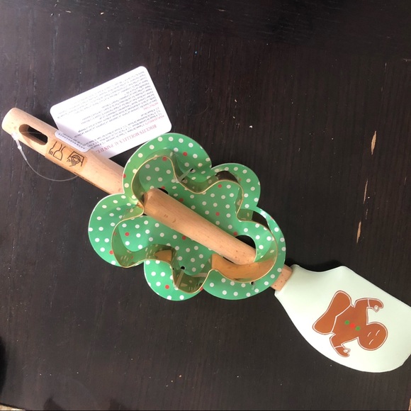 Anthro Dear Hancock Om The Holidays Cookie Set. - Picture 2 of 9